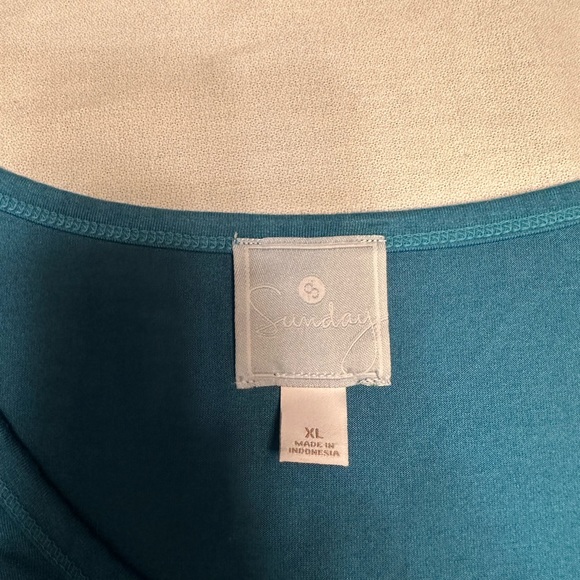Sunday. Ombré Light Teal to Dark Teal, Shoulder opening, asymmetrical top. NWOT - Picture 2 of 3